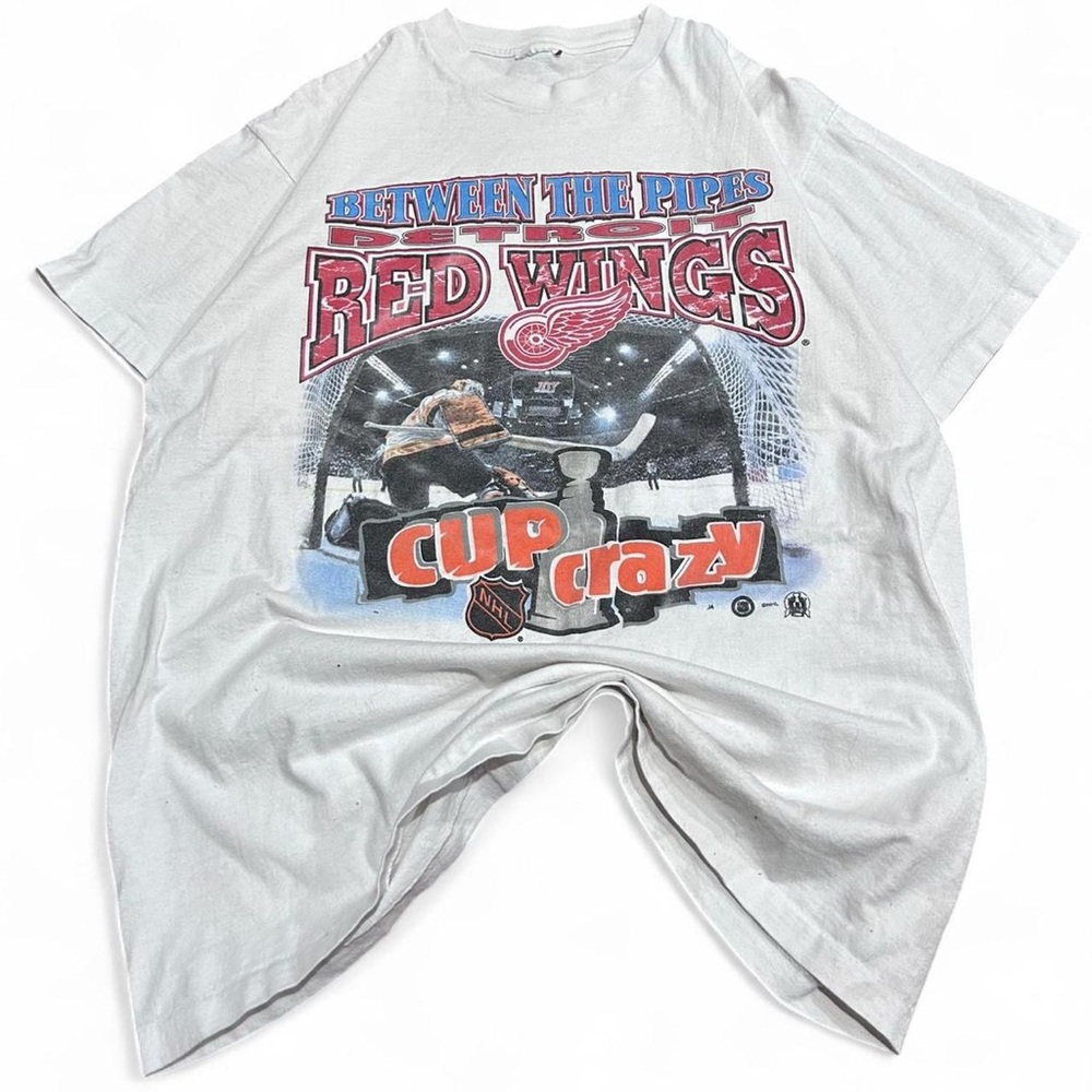 VTG 90’s Single Stitch Red Wings Cotton Graphic T-Shirt